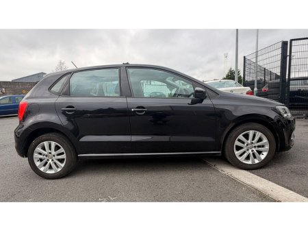 2017 Volkswagen Polo - thumbnail 5