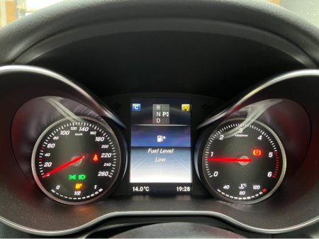 2018 Mercedes-Benz C Class €23950 2018 MERCEDES-BENZ C220D LAUREUS EDITION 2.2 AUTOMATIC / CRUISE CONTROL / REVERSE CAMERA / ELECTRIC MEMORY & HEATED SEATS / PADDLE SHIFTERS / AMBIENT LIGHTS €23,950 thumbnail