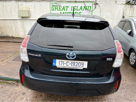 2017 Toyota Prius Alpha 1.8i Petrol Hybrid 5 Seater Automatic €17,950 thumbnail