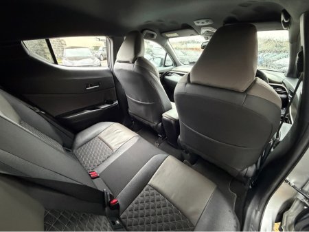 2023 Toyota C-HR HYBRID SOL..RAER CAMERA WITH PARK ASSIST €21,900 thumbnail