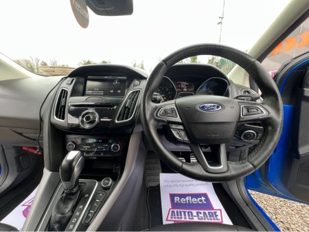 2015 Ford Focus - thumbnail 21