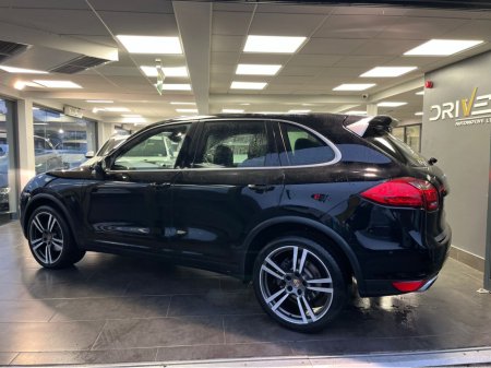 2014 Porsche Cayenne 3.0 D V6 PLATINUM EDITION €27,900 thumbnail