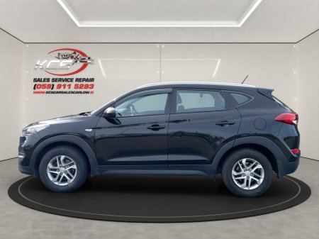 2017 Hyundai Tucson - thumbnail 2