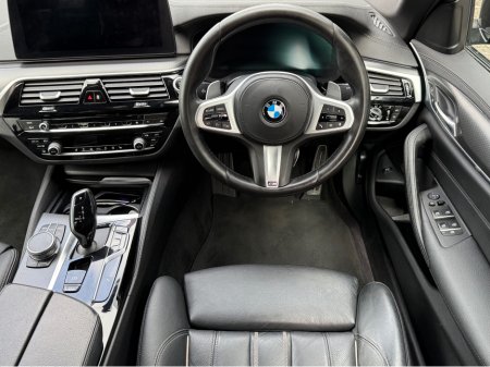 2021 BMW 5 Series - thumbnail 12