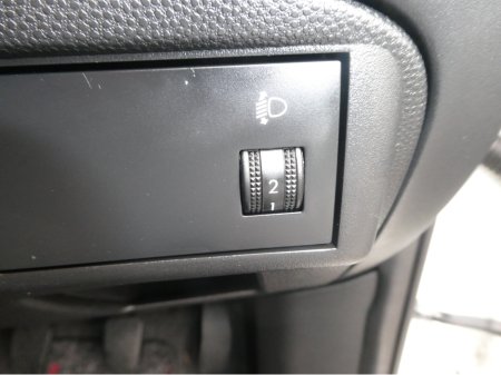 2013 Mazda Mazda2 - thumbnail 18