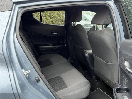 2020 Toyota C-HR - thumbnail 8