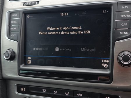 2017 Volkswagen Golf 1.2 TSI CARPLAY - ANDROID AUTO -  LANE ASSIST - PRIVACY GLASS  - REV CAMERA - LOW TAX BAND €15,950 thumbnail