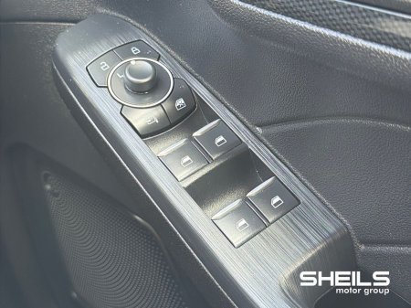 2023 Ford Kuga - thumbnail 23