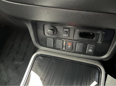 2017 Mitsubishi Outlander 2.0 PHEV AUTO LOW KMS €17,450 thumbnail