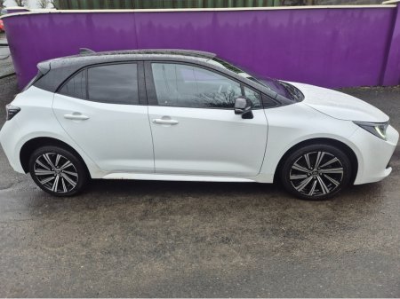 2023 Toyota Corolla LUNA SPORT HB 4DR AUTO €25,950