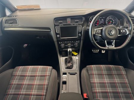 2016 Volkswagen Golf - thumbnail 15