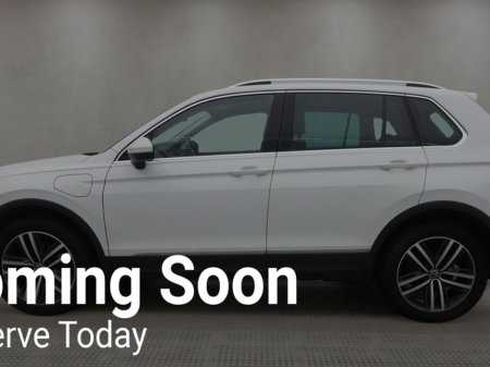 2023 Volkswagen Tiguan ELEGANCE 1.4 HYBRID * TOP SPEC * // OPENING PAN ROOF // HEATED SEATS // APPLE CARPLAY/ANDROID AUTO €29,750 thumbnail