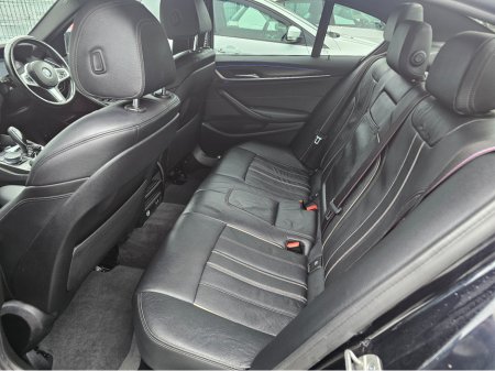 2021 BMW 5 Series - thumbnail 19