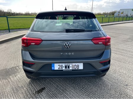 2021 Volkswagen T-Roc - thumbnail 2