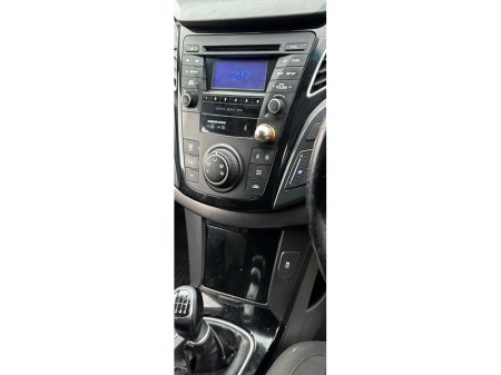 2012 Hyundai i40 1.7 CRDI ACTIVE BLUE DRIV 5 5DR//NEW N,C,T// €3,950 thumbnail