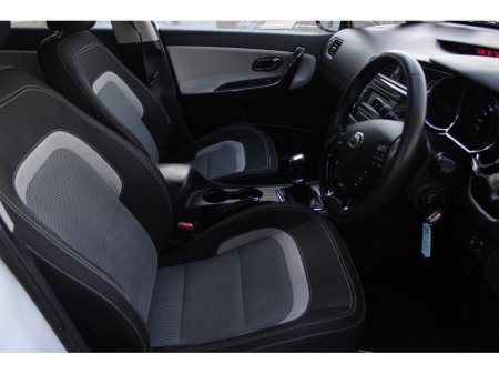 2016 Kia Ceed - thumbnail 11