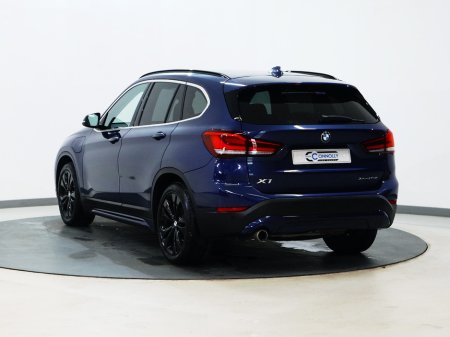 2021 BMW X1 - thumbnail 4