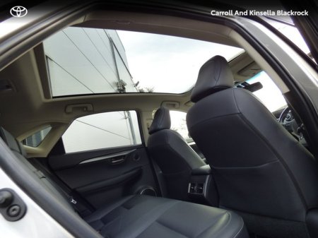 2017 Lexus NX 300 h - thumbnail 8