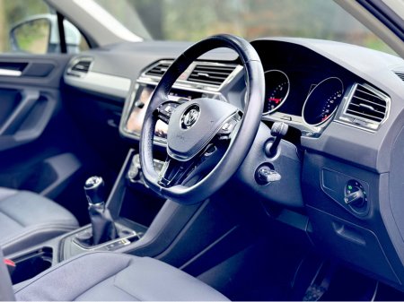 2019 Volkswagen Tiguan - thumbnail 13