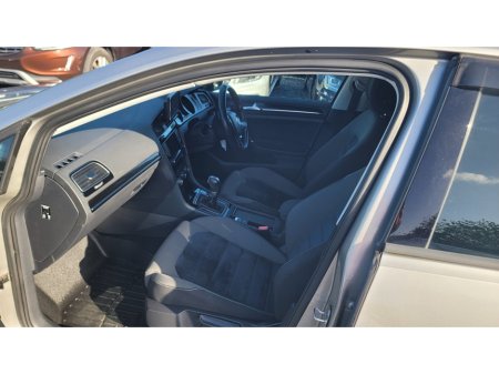 2013 Volkswagen Golf - thumbnail 10