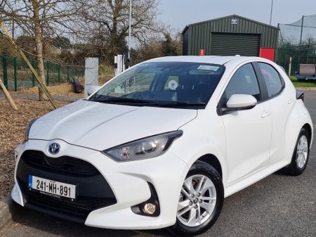 2024 Toyota Yaris - thumbnail 7