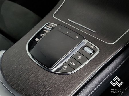 2020 Mercedes-Benz GLC Class GLC300de AMG Line 4MATIC thumbnail