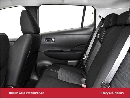 2023 Nissan Leaf - thumbnail 7