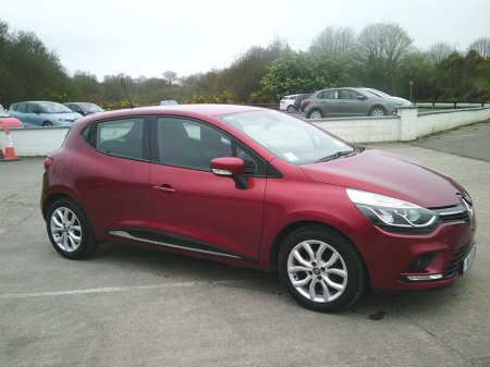 2018 Renault Clio - thumbnail 1