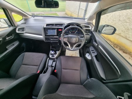 2016 Honda Fit - thumbnail 13