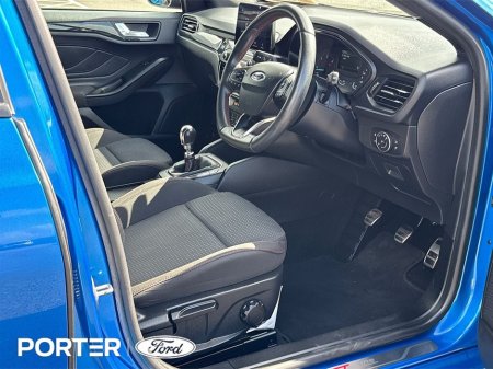 2020 Ford Focus - thumbnail 9