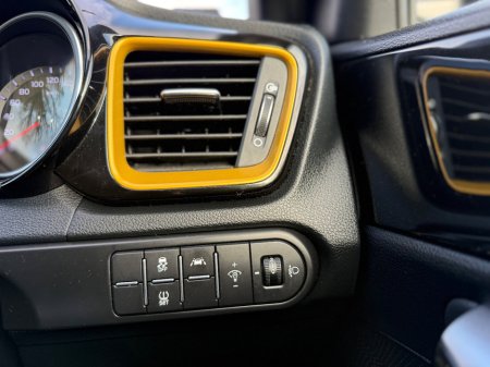 2020 Kia XCeed - thumbnail 16