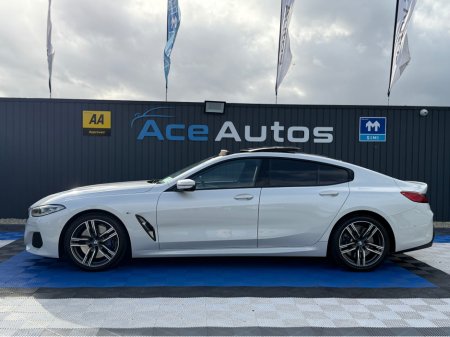 2020 BMW 8 Series - thumbnail 4