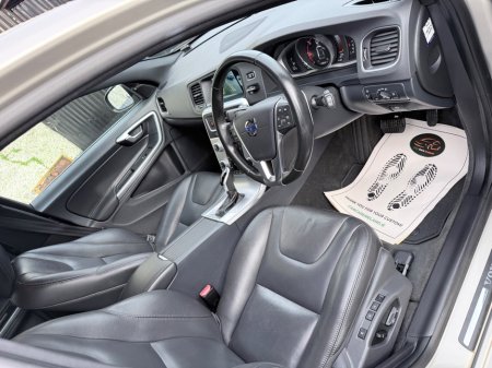 2016 Volvo V60 - thumbnail 13