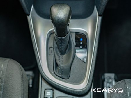 2024 Toyota Yaris Cross 1.5 Hybrid Luna €28,890 thumbnail