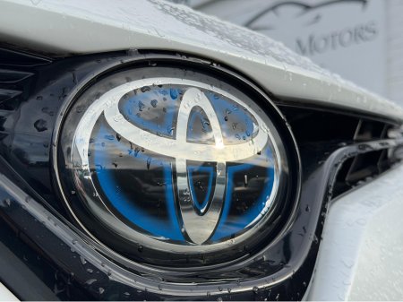 2020 Toyota Camry TOYOTA CAMRY G SPEC- LEATHER PACK 2.5 HYBRID €24,950 thumbnail