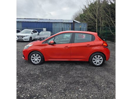 2017 Peugeot 208 1.2 PureTech 68bhp Access 3 dr €9,950 thumbnail