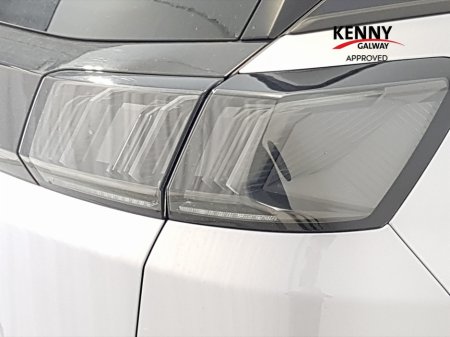 2022 Peugeot 3008 - thumbnail 17