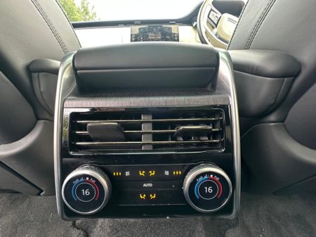 2024 Land Rover Range Rover - thumbnail 22
