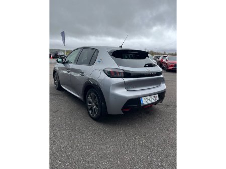 2023 Peugeot 208 - view 4