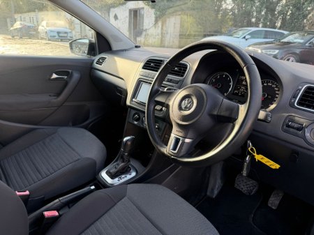 2013 Volkswagen Polo  €8,950 thumbnail