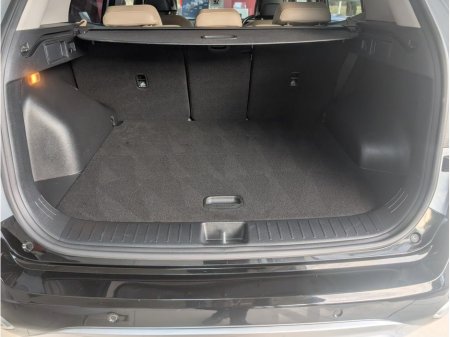 2023 Kia Sportage - thumbnail 9