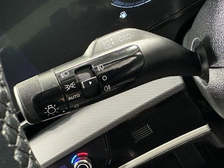 2025 Kia Sportage - thumbnail 13