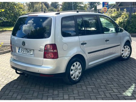 2010 Volkswagen Touran 1.9 TDI BLUEMOTION S 105PS 5DR €3,350
