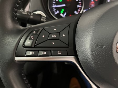 2019 Nissan Qashqai 1.3 SV PREMIUM DCT 4DR**PANORAMIC ROOF**MULTIFUNCTIONAL STEERING WHEEL**SEMI DIGITAL DASH**REVERSE CAMERA**PARKING SENSORS**BLACK CLOTH INTERIOR**FINANCE AVAILABLE** €18,495 thumbnail