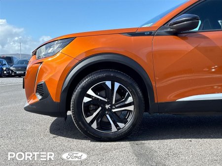 2023 Peugeot 2008 - thumbnail 16