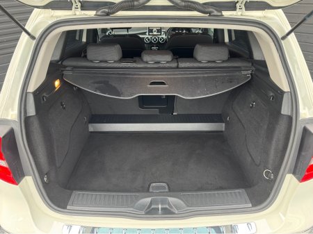 2014 Mercedes-Benz B Class - thumbnail 18