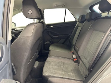 2024 Volkswagen T-Roc - thumbnail 10