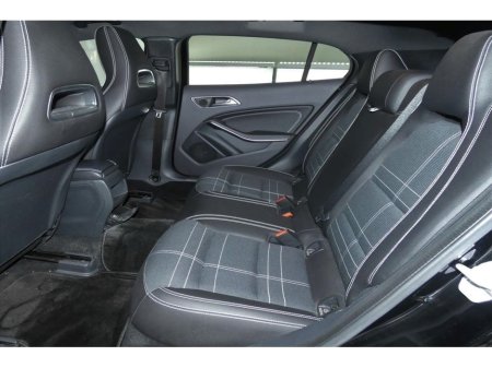 2017 Mercedes-Benz GLA Class GLA 180 *HALF LEATHER*REVERSE CAM*PARK SENSORS* €20,990 thumbnail