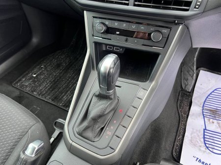 2019 Volkswagen Polo COMFORTLINE 1.0 TSI AUTO // FULL SERVICE HISTORY // DIAMOND CUT ALLOYS // APPLE CARPLAY/ANDROID AUTO €16,900 thumbnail