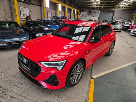 2021 Audi e-tron BLACK EDITION 55 Q QUATTRO// STUNNING CAR// F95KWHINISHED IN FIRE RED BLACK EDITION// TAXED FOR 12 MONTHS// €36,500